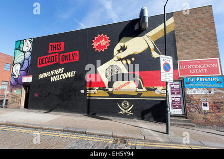 Shepard Fairey Straßenkunst, Ebor Street, Shoreditch, London, England, UK. Stockfoto