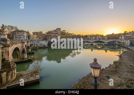 Brücke am Tiber in Rom in der Nähe Vatikan Stockfoto