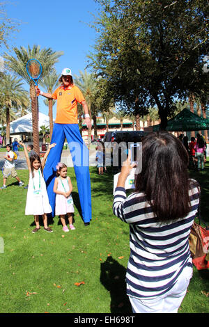 Indische Brunnen, Kalifornien, USA. 7. März 2015. Kids Day bei den BNP Paribas Tennis Open. Stockfoto