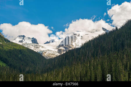 Blick auf Matier und Mauerpfeffer Gletscher von Joffre Untersee, Joffre Lakes Provincial Park, Britisch-Kolumbien, Kanada Stockfoto