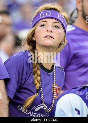 Orlando, FL, USA. 8. März 2015. Orlando City SC Fan während MLS Spielaktion zwischen New York City FC und Orlando City SC. New York und Orlando gespielt zu einem 1: 1-Unentschieden in der Orlando Citrus Bowl in Orlando, FL. Credit: Csm/Alamy Live-Nachrichten Stockfoto