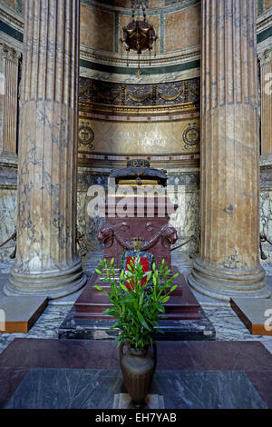 Das Grab von König Humbert ich und Margherita Savoia in das Pantheon in Rom Stockfoto