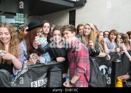 Die Vamps bei BBC Radio 1 Studios Featuring: The Vamps wo: London, Vereinigtes Königreich bei: 04 Sep 2014 Stockfoto