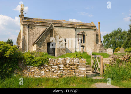 Die Kirche des Heiligen Johannes des Täufers, Inglesham, Wiltshire. Stockfoto