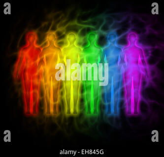 Menschen mit Regenbogen Silhouetten der menschlichen aura Stockfoto