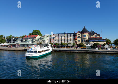 Hafen von Vaxholm mit Vaxholm Hotel, Vaxön, Stockholmer Schären, Stockholms Skärgård, in der Nähe von Stockholm, Schweden Stockfoto