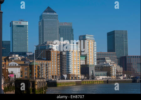 Blick auf die Türme der Docklands von Limehouse. Stockfoto