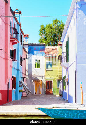 Alte bunte Häuser in Burano, Italien. Stockfoto