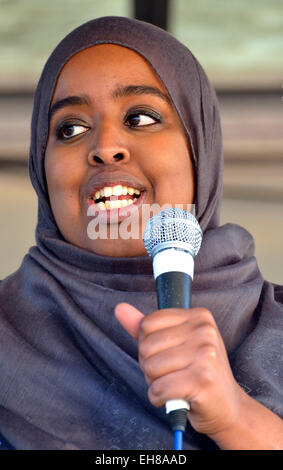 Fatima-Zahara Ibrahim - Klima-Aktivist und Campaigner, UK Youth Climate Coalition, Time To Act Klima März, Lond anlässlich Stockfoto