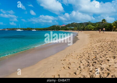 Sandstrand von Salt Whistle Bay, Mayreau, The Grenadines, Windward-Inseln, West Indies, Karibik Stockfoto