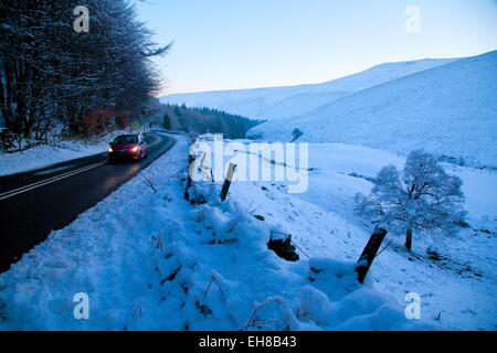 Schnee-Szene auf Snake Pass, Peak District National Park, Derbyshire, England, Vereinigtes Königreich, Europa Stockfoto