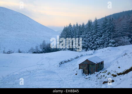 Schnee-Szene auf Snake Pass, Peak District National Park, Derbyshire, England, Vereinigtes Königreich, Europa Stockfoto