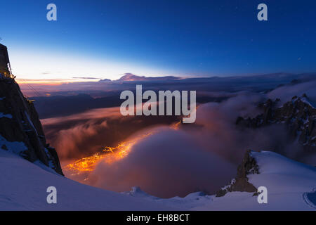 Europa, Frankreich, Haute Savoie, Rhône-Alpen, Chamonix von Aiguille du Midi Stockfoto