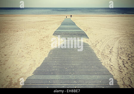 Retro-getönten Foto einer Promenade am Strand. Stockfoto