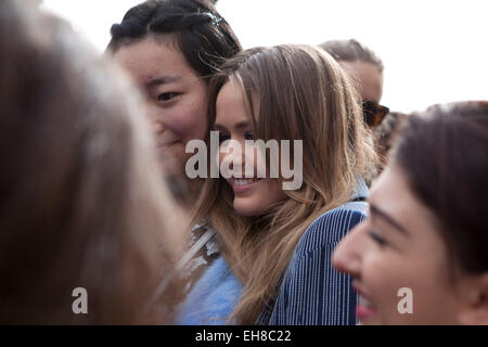 Paris, Frankreich. 7. März 2015. Paris Fashion Woche Mugler Damenmode Herbst/Winter 2015/2016 am 7. März 2015 in Paris, Frankreich. Bildnachweis: Ania Freindorf/Alamy Live-Nachrichten Stockfoto