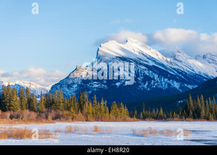 Mount Rundle, Banff Nationalpark, Alberta, Kanada Stockfoto