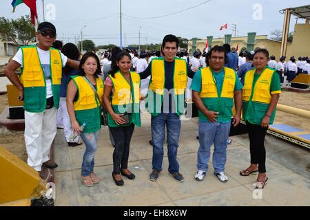 Parade - Festival der Mangroven in PUERTO PIZARRO. Abteilung von Tumbes. Peru Stockfoto