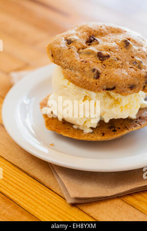 Eis-und-Cookie Sandwich, industrielle isst, Buellton, Kalifornien Stockfoto