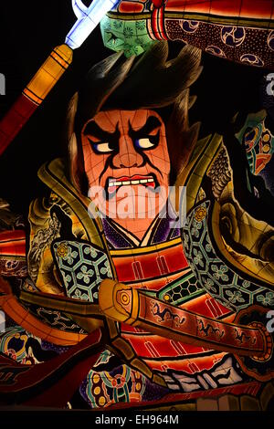 Die schöne beleuchtete Wagen und Figuren aus dem Aomori Nebuta-Festival. Stockfoto