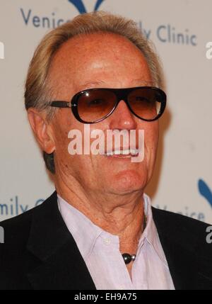 Beverly Hills, CA. 9. März 2015. Peter Fonda im Ankunftsbereich für 2015 Silver Circle Gala, The Beverly Wilshire Hotel, Beverly Hills, CA 9. März 2015. Bildnachweis: Elizabeth Goodenough/Everett Collection/Alamy Live-Nachrichten Stockfoto