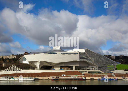 Gesamtüberblick über die Rhone. Musée des Confluences, Lyon, Frankreich. Architekt: COOP HIMMELB (L) AU, 2015. Stockfoto