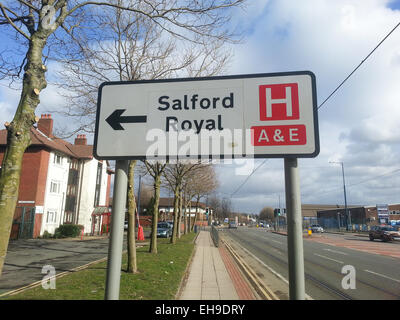 Melden Sie für Salford Royal NHS Foundation Trust Unfall- und Notfall Stockfoto