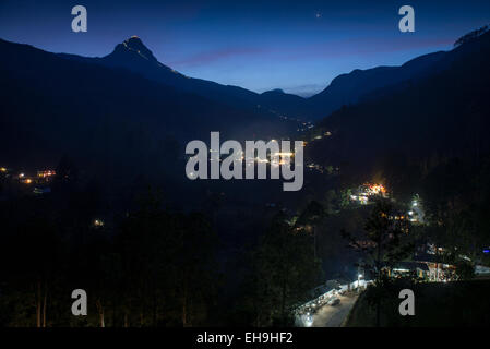 Die beleuchteten Weg Sri Pada (Adam es Peak), Sri Lanka, Asien Stockfoto