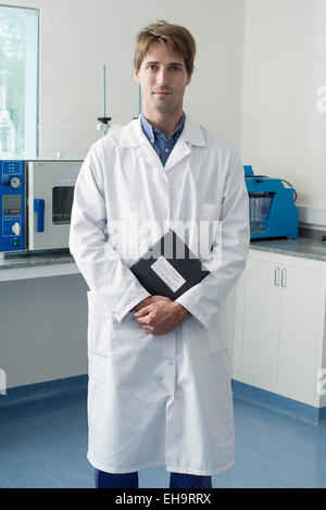 Wissenschaftler im Labor, Porträt Stockfoto