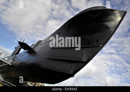 AJAXNETPHOTO. 9. APRIL 2014. GOSPORT, ENGLAND. -SUB-MUSEUM ÖFFNET NACH REFIT - HMS BÜNDNIS A KLASSE U-BOOT, NACH IHREM JÜNGSTEN £7 M SANIERUNG FOTO: JONATHAN EASTLAND/AJAX REF: D2X140904 4363 Stockfoto