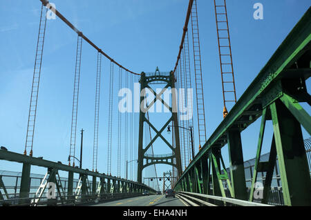 Die Angus L. Macdonald Bridge in Halifax, N.S. Stockfoto