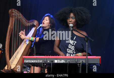 Bestival 2014 statt an Robin Hill Country Park - Performances - Tag 1 Featuring: Laura Mvula Where: Isle Of Wight, Großbritannien: 05 Sep 2014 Stockfoto