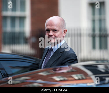 London, UK. 10. März 2015. William Hague, ersten Staatssekretär und Leiter des House Of Commons verlassen einer Kabinettssitzung am Dienstag in der 10 Downing Street 10 März 2015. Bildnachweis: Pete Maclaine/Alamy Live-Nachrichten Stockfoto