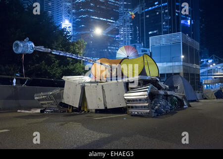 Dieses Image Capture Kunstwerke produziert von Occupy Central Künstlern in der Admiralität und Mongkok Bereiche von Hong Kong im Jahr 2014. Stockfoto