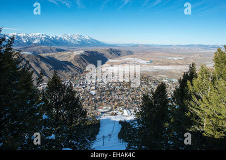 Hochauflösendes Foto von Jackson, Wyoming und Umgebung von oben der Schneekönig. Stockfoto