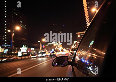 verschwommene urbanen Look der Auto Bewegung Nächte Stockfoto