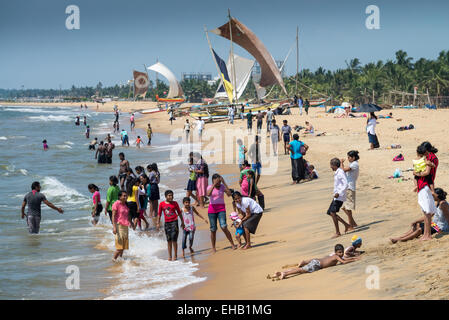 Angelboot/Fischerboot am Strand, Sri Lanka, Asien Stockfoto