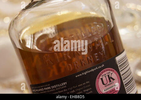 Eine Flasche "Highland Park" single Malt Scotch Whisky, Kirkwall, Orkney Inseln, Schottland Stockfoto