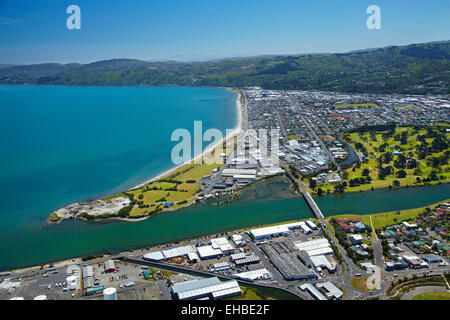 Hutt River, Petone, und Blick aufs Meer, Wellington, Nordinsel, Neuseeland - Antenne Stockfoto