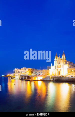 Mittelmeer Europa, Malta, Sliema Waterfront, Karmeliterkirche Stockfoto