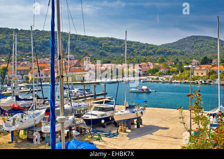 Veli Iz Waterfront Inselansicht Stockfoto