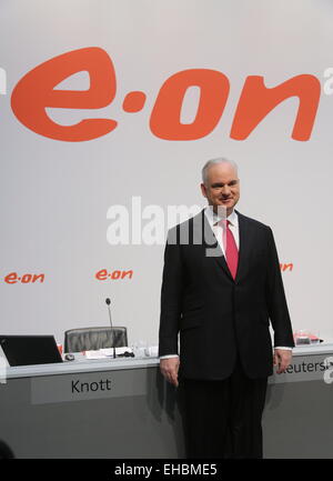 Düsseldorf, Deutschland. 11. März 2015. Johannes Teyssen, Vorstandsvorsitzender der EON AG, Jahrespressekonferenz, Düsseldorf, 11.03.2015. Bildnachweis: Jürgen Schwarz/Alamy Live-Nachrichten Stockfoto