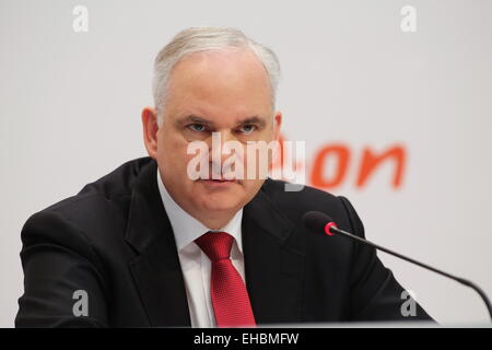 Düsseldorf, Deutschland. 11. März 2015. Johannes Teyssen, Vorstandsvorsitzender der EON AG, Jahrespressekonferenz, Düsseldorf, 11.03.2015. Bildnachweis: Jürgen Schwarz/Alamy Live-Nachrichten Stockfoto