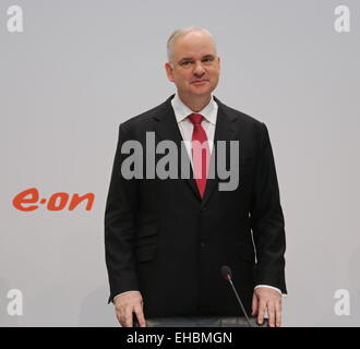 Düsseldorf, Deutschland. 11. März 2015. Johannes Teyssen, Vorstandsvorsitzender der EON AG, Jahrespressekonferenz, Düsseldorf, 11.03.2015. Bildnachweis: Jürgen Schwarz/Alamy Live-Nachrichten Stockfoto