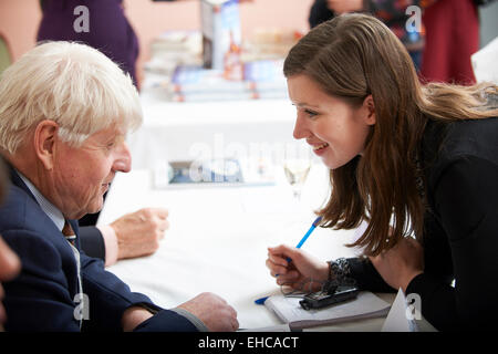 Stanley Johnson in den Oldie literarischen Mittagessen 03.10.15 Stockfoto