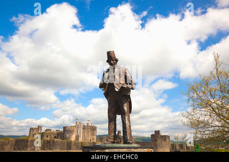 Tommy Kupfer Statue, Caerphilly Castle, Caerphilly Stockfoto