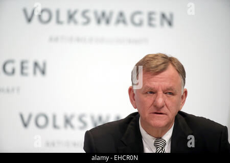 Berlin, Deutschland. 12. März 2015. Mitglied des Vorstands der Volkswagen AG, Andreas Renschler, bei der Bilanz-Pressekonferenz in Berlin, Deutschland, 12. März 2015. Foto: KAY NIETFELD/Dpa/Alamy Live News Stockfoto
