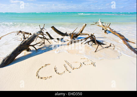 Horizontale Ansicht von einem kubanischen Strand. Stockfoto