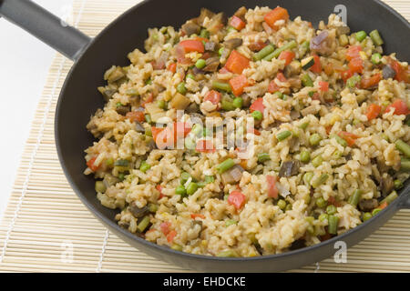 Vegetarische Paella - vegetarische Paella Stockfoto