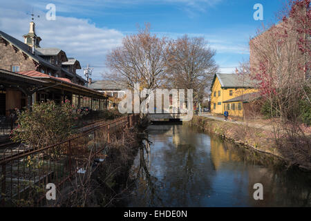 Der Delaware & Raritan Canal und der Treidelpfad nördlich der Bridge Station in Lambertville, New Jersey, USA Stockfoto