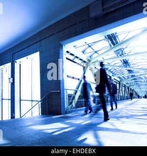 Blauer tunnel Stockfoto